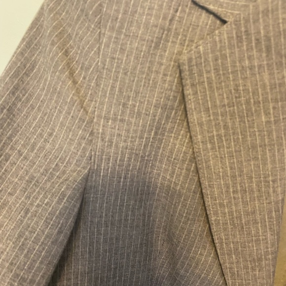 Women’s pen stripe suit - Picture 3 of 4